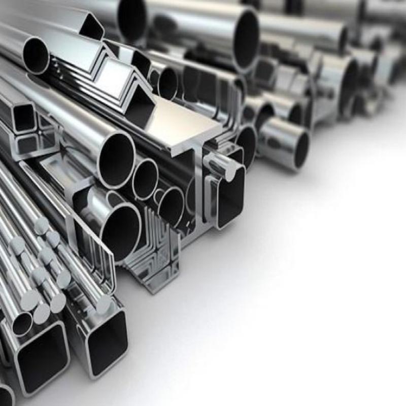 Hình ảnh minh họa các đặc tính nổi bật của inox 304 như khả năng chống ăn mòn, chịu nhiệt, độ bền