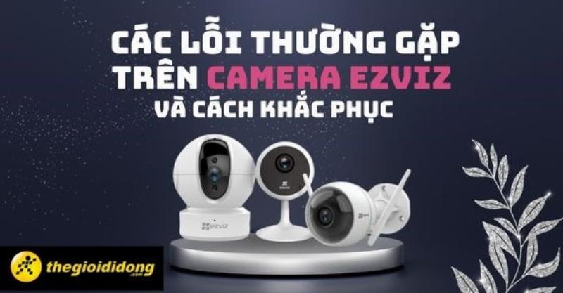 Minh họa các loại thiết bị an ninh (camera, đầu ghi, khóa điện tử) và nguồn cấp điện của chúng, làm nổi bật thông số V, A, W trên nhãn mác hoặc adapter