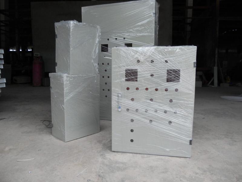 Phân tích báo giá tủ điện uy tín và những điểm cần lưu ý