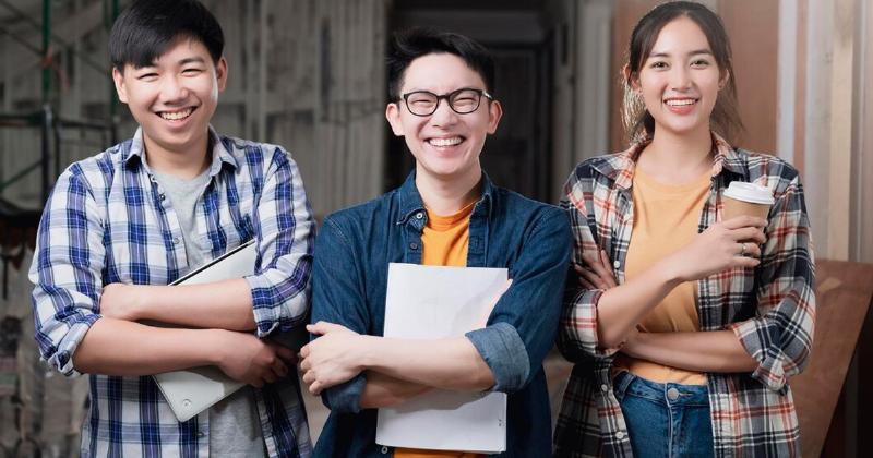 Hình ảnh tác dụng của nguồn điện trong công nghiệp, vận hành máy móc tự động hóa sản xuất